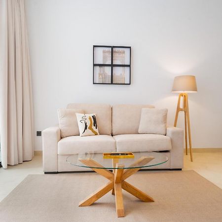New Design Apartment - Private Patio - Gallos 2 Σεβίλλη Εξωτερικό φωτογραφία